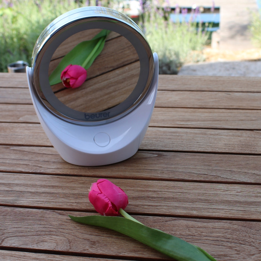Козметично огледало Beurer BS 49 lluminated cosmetic mirror