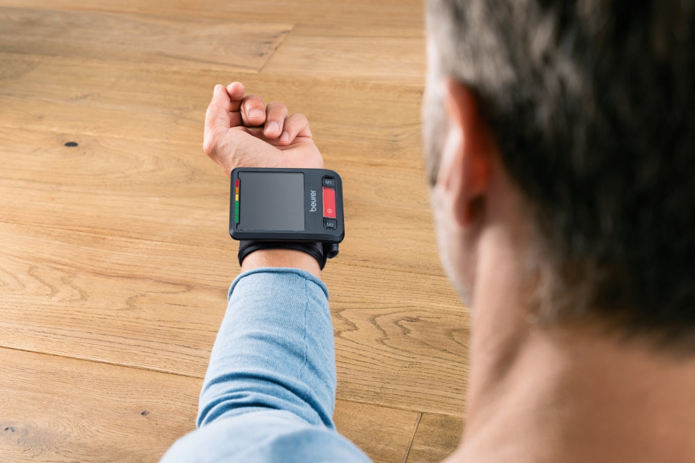 Апарат за кръвно налягане Beurer BC 87 BT wrist blood pressure monitor with Bluetooth
