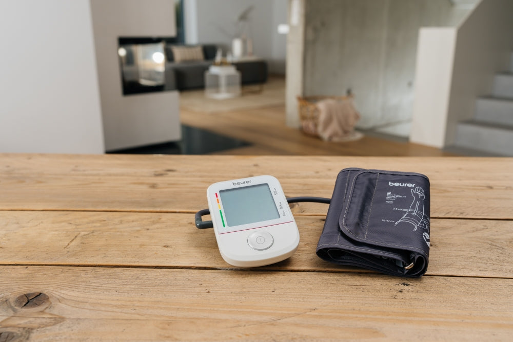 Апарат за кръвно налягане Beurer BM 38 upper arm blood pressure monitor
