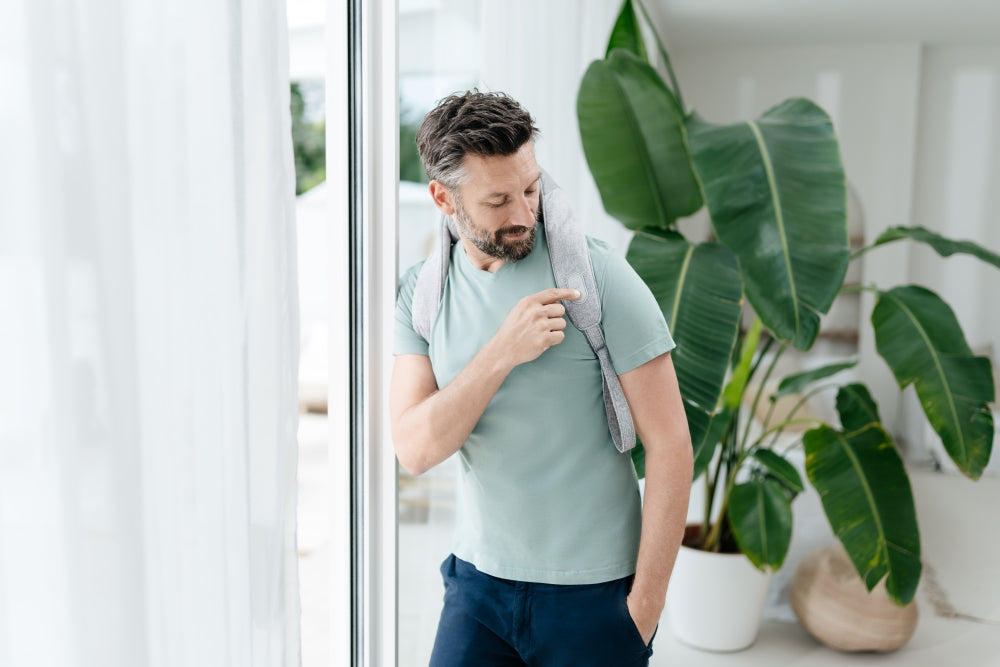 Масажор Beurer MG 154 3D Battery-Powered Neck Massager
