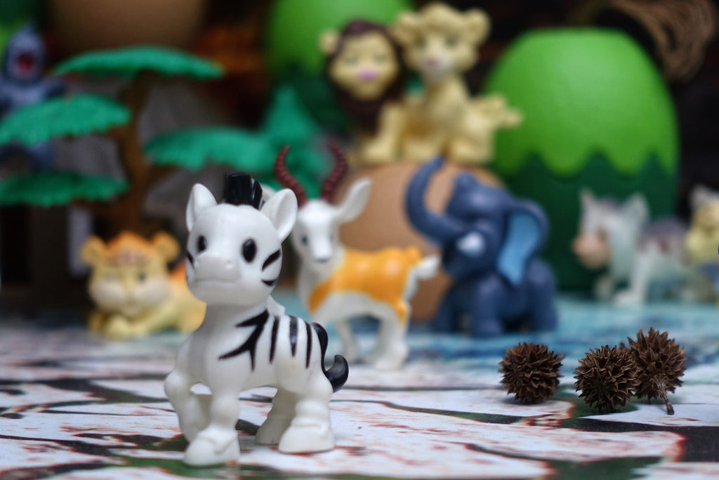 SAFARI ANIMALS Животно в яйце