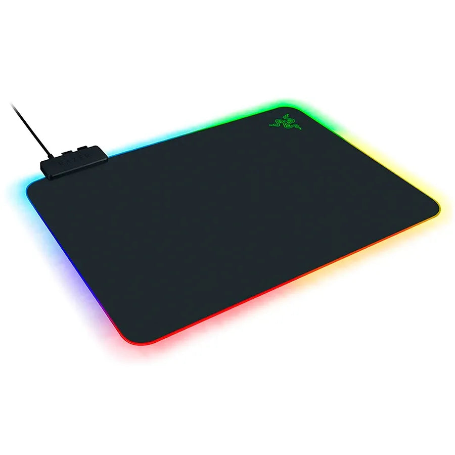 Подложка за мишка Razer Firefly V2, Razer Chroma customizable RGB lighting