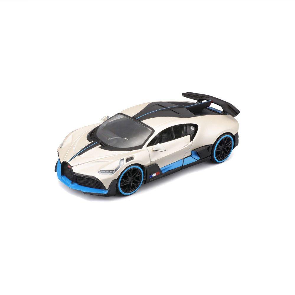 MAISTO SP EDITION Кола Bugatti Divo 1:24 бяла