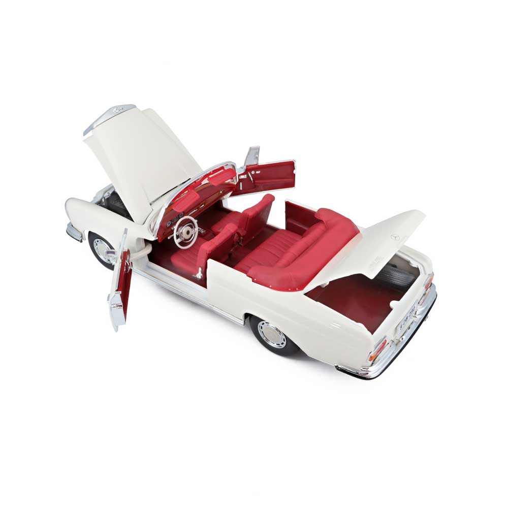 MAISTO SP EDITION Кола Mercedes Benz 280SE, Cabrio 1967 1:18