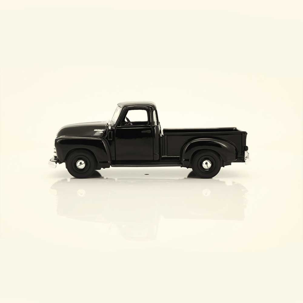 MAISTO SP EDITION Пикап 1950 Chevrolet 3100 Pickup 1:24 черен