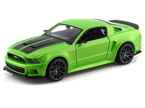 MAISTO SP EDITION Кола New Ford Mustang Street Racer Зелена