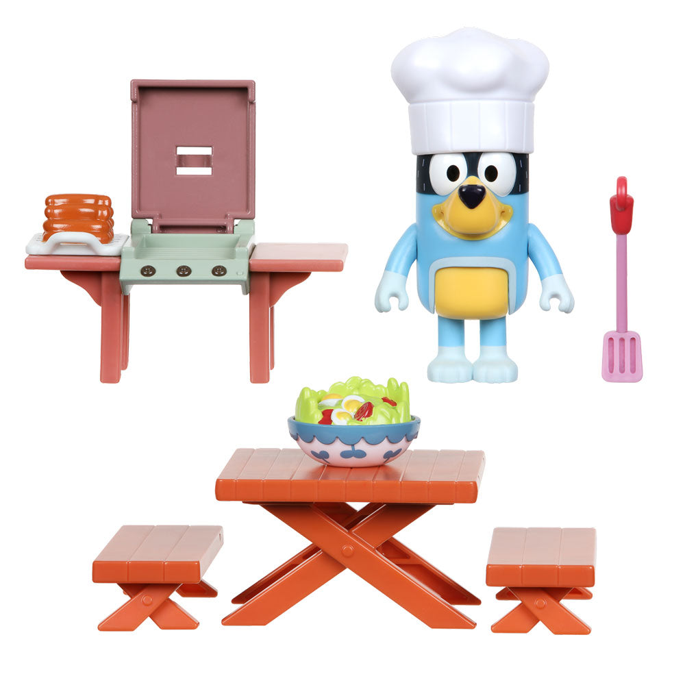 BLUEY Барбекю на двора с фигура