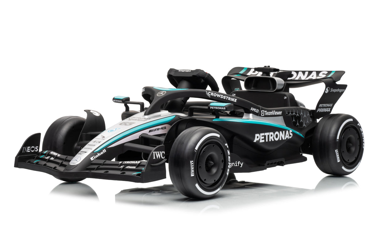 KikkaBoo Акумулаторна кола Licensed Mercedes AMG PETRONAS F1 Team Black